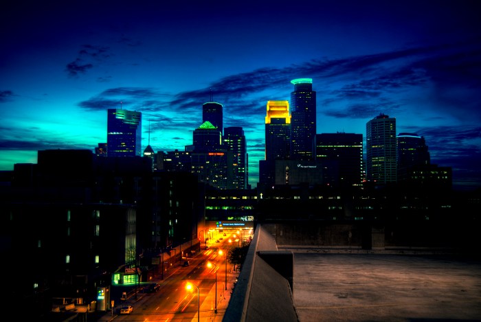 minneapolis_skyline_at_dusk_by_thesalmonthief
