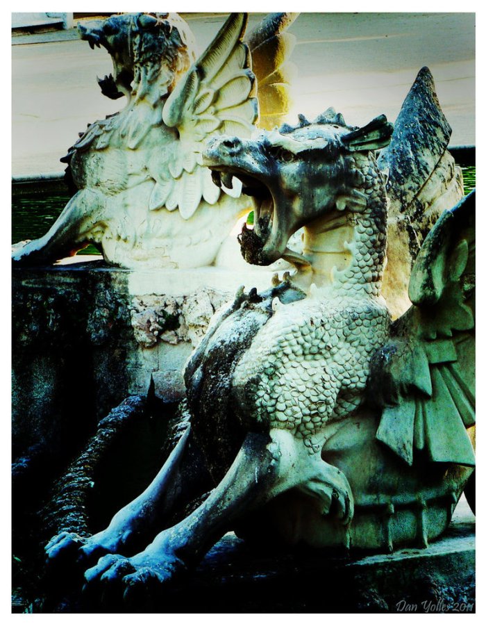 the_roar_of_a_dragon_by_hippiemon