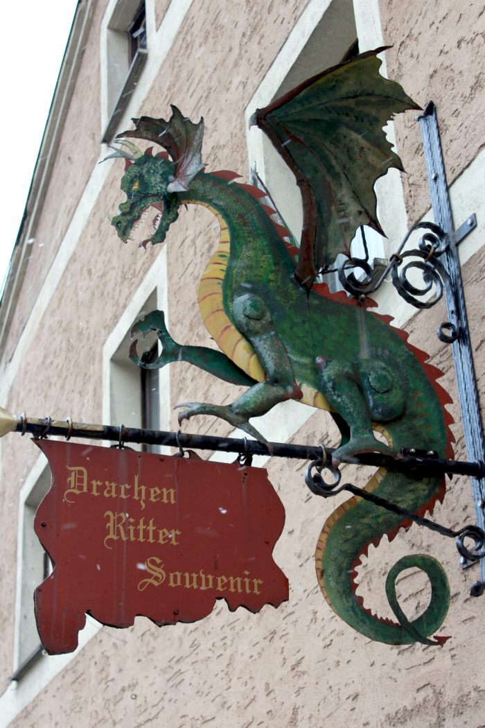 Drachen Ritter Souvenir Shop in Furth im Wald by S.A. Zolinger